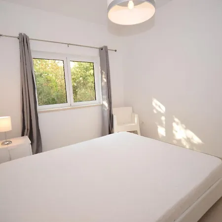 Вилла A Perfect With Pool Terrace And Garden Алкобаса