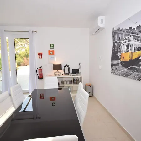 Вилла A Perfect With Pool Terrace And Garden Алкобаса