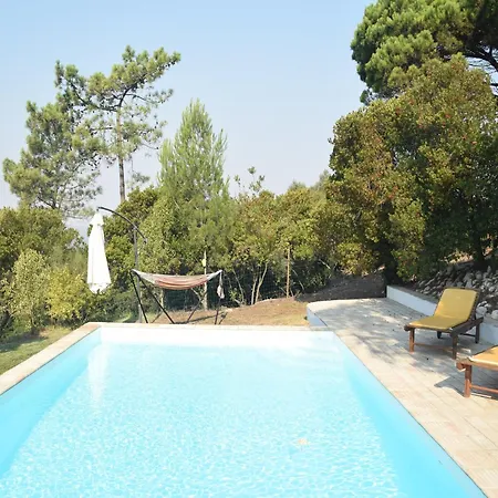 Family With Pool And Barbecue Alcobaca