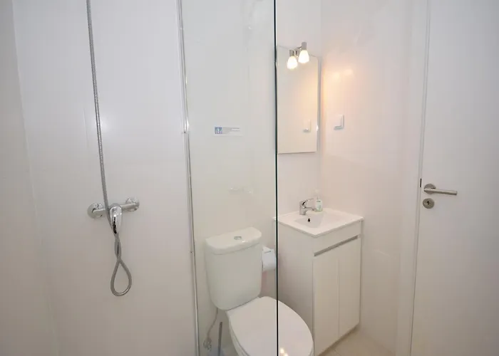 Вилла Family With Pool And Barbecue