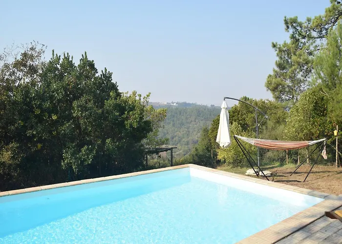 Family With Pool And Barbecue Вилла